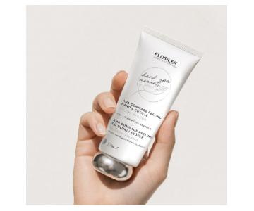 Hand Spa Moments AHA gommage piling za roke in obnohtno kožico