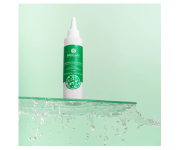 BasicLab Trichologis Seboregulating piling za mastno lasišče