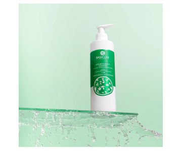 BasicLab Trichologis Seboregulating šampon za mastno lasišče