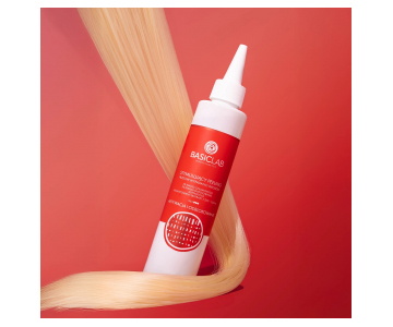 BasicLab Trichologis Stimulating Anti-Hair Loss piling za lasišče